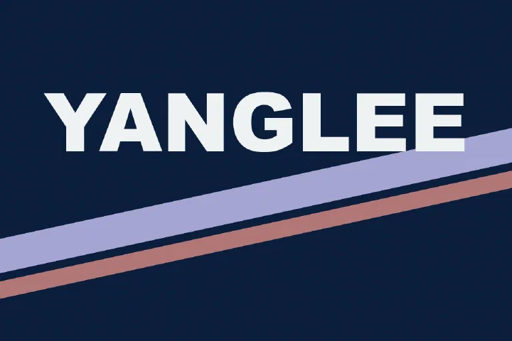 Letras YANGLEE blancas sobre azul marino con franjas lavanda y rosa